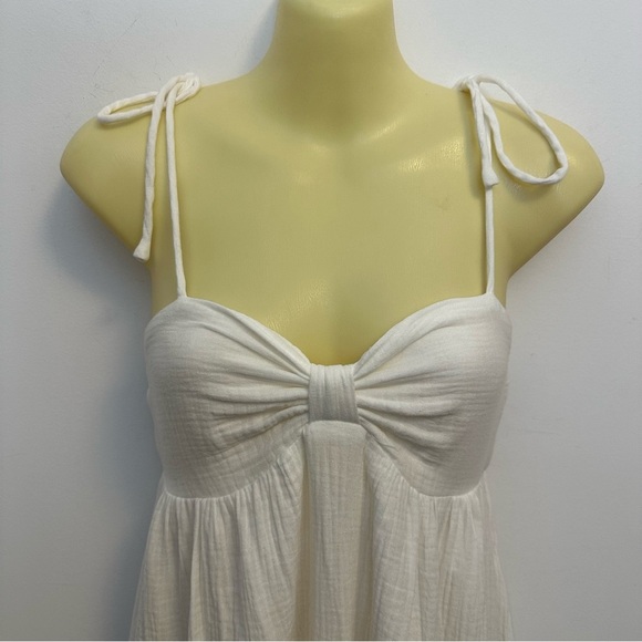 Shop Neighbor White Maxi Dress - Picture 5 of 11